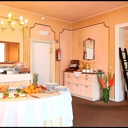 Hotel Royal Elmshorn Buitenkant foto
